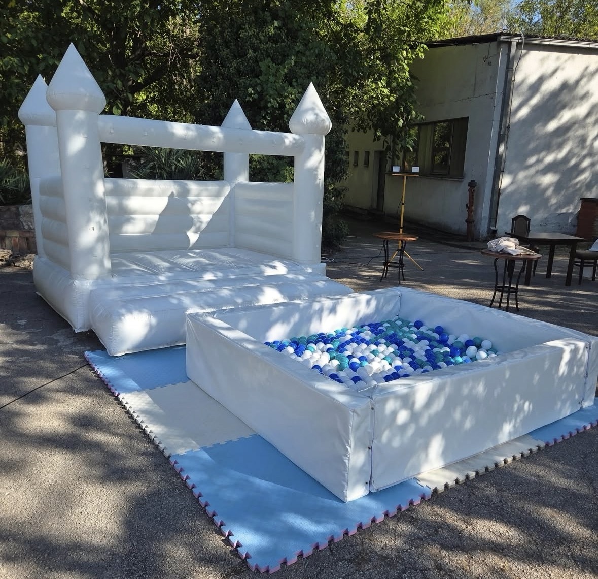 Party detalj